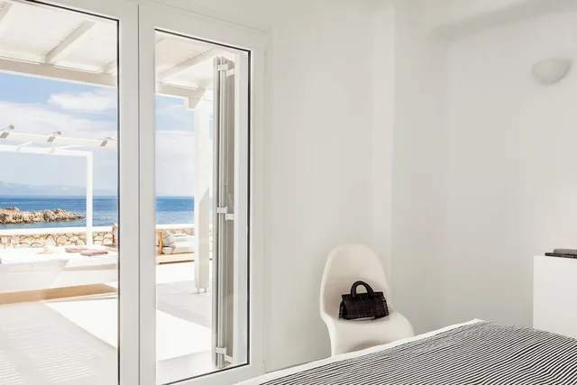 Royal Beachfront Infinity Pool Villa، Casa del Mar Mykonos Seaside Resort 8/8