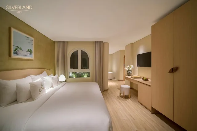 Green, Junior, Double Bed، Silverland May Hotel 1/10