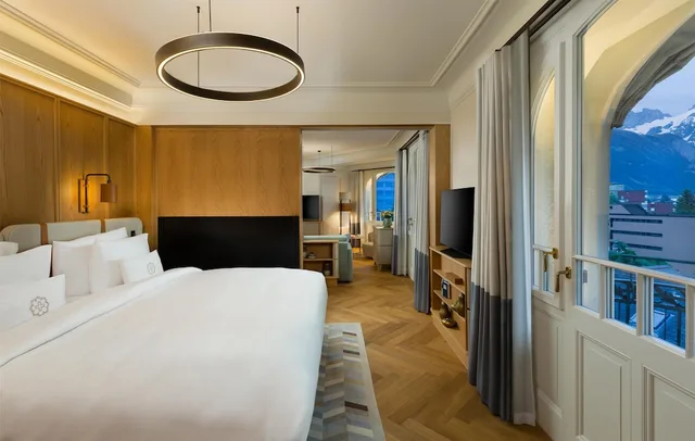 Belle Epoque, Suite, King Bed، Kempinski Palace Engelberg 1/2