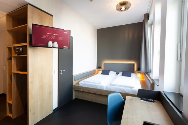 غرفة بخمسة أسرّة، Aletto Kudamm Hotel Hostel 8/10