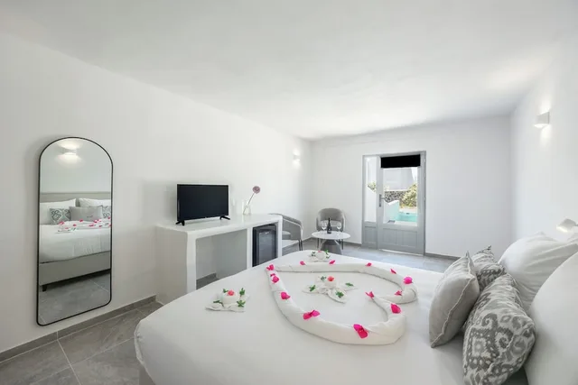 جناح جونيور بسرير كوين بمسبح خاص، Thermes Luxury Villas by Mr. and Mrs. White 5/6