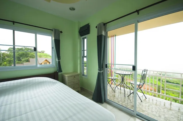 غرفة بسرير مزدوج بإطلالة على الجبل، Hotel Viewpoint Khao Koh 5/10
