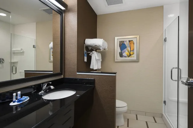 جناح بسرير كينج مع أريكة، Fairfield Inn And Suites Little Rock Benton 2/4