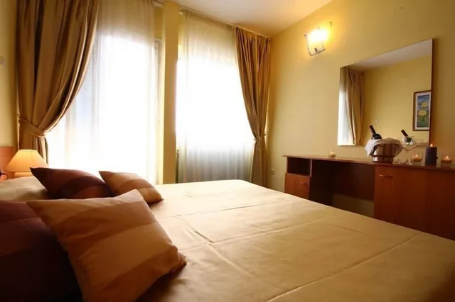 غرفة أساسية بسرير مزدوج أو سريرين منفصلين، Pula Hotel 1/4