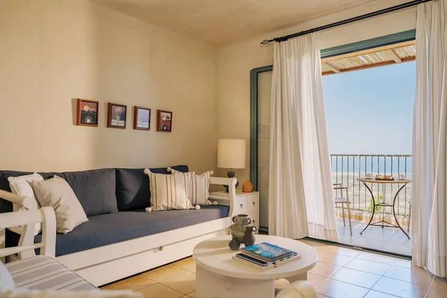 جناح عائلي بسرير كينج مع أريكة بمطبخ صغير، Village Heights Resort 5/10