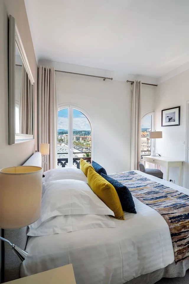غرفة تقليدية مفردة بسرير مزدوج، Hotel Suisse Nice 1/6
