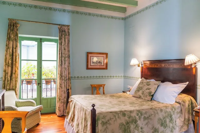 Room, Twin Beds, Jetted Tub, Las Casas De La Juderia Sevilla 8/10