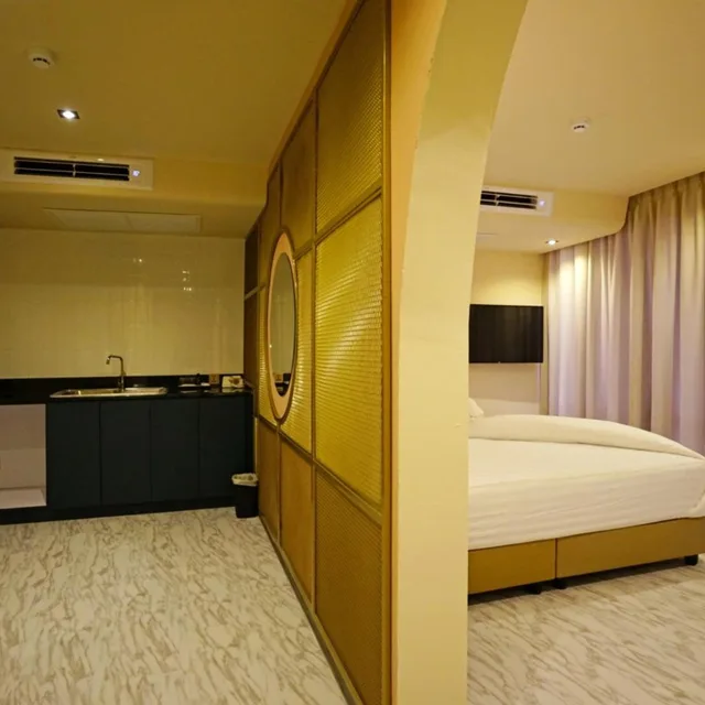 جناح بجاكوزي، 4 Monkeys Hotel Bangkok 3/10