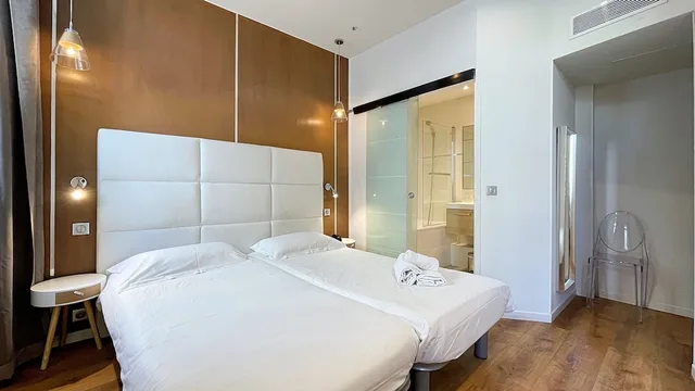 غرفة بسريرين منفصلين، Le Florian Hotel 3/9
