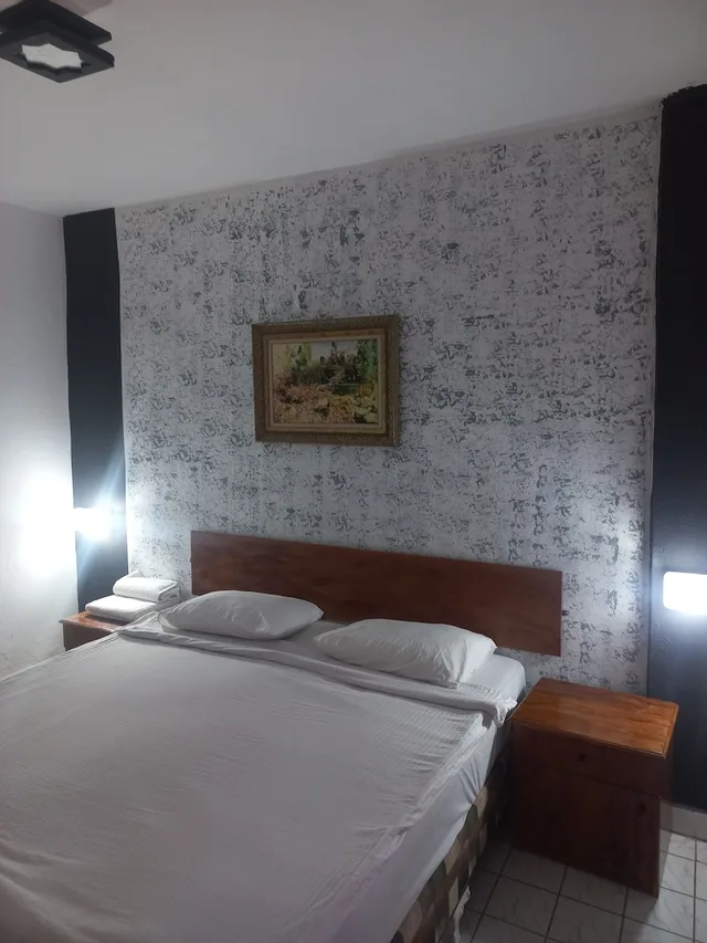 شقة عائلية بسرير كوين وسرير مزدوج بغرفة نوم واحدة مع أريكة في الطابق الأرضي، Delphin Apart Hotel 5/10