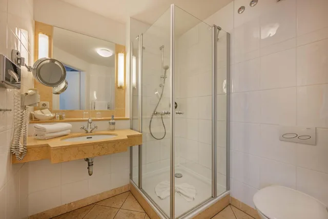 Room, Land Side, Small, South Wing، Strandhotel Heringsdorf 4/6