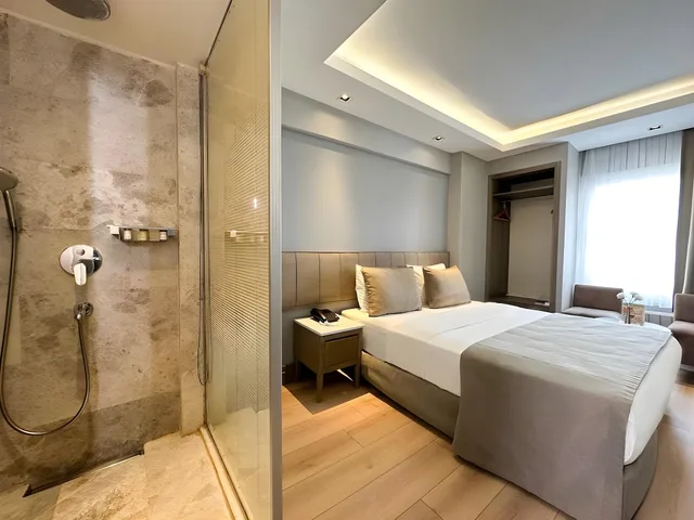 غرفة قياسية بغرفة نوم واحدة مفردة بسرير كينج، AHC Grand Bazaar Hotel 2/2