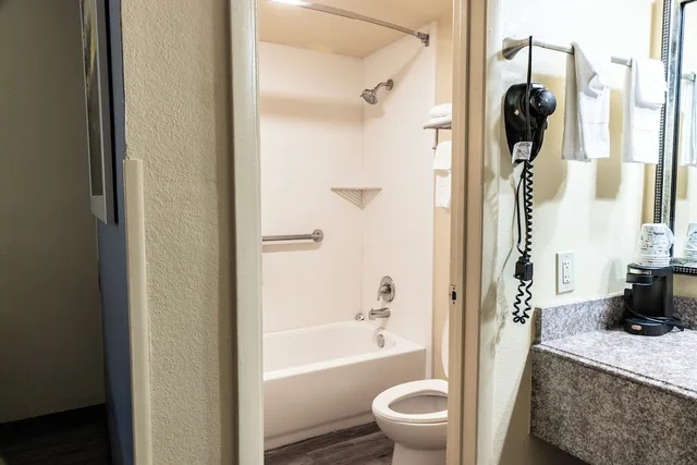 غرفة قياسية بسريرين كوين، Hotel Boerne 6/10