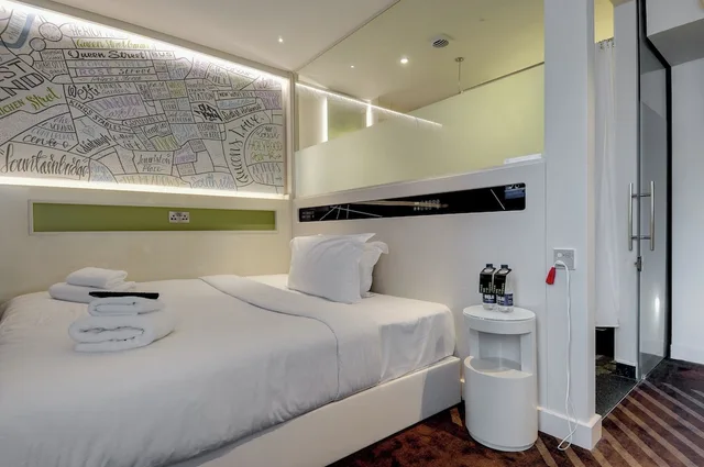 غرفة قياسية بسرير مزدوج لذوي الإعاقة، hub by Premier Inn London Paddington - Paddington Station 2/4