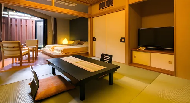 Semi Room, Japanese Western, 2 Semi Double Beds، Hotel Shiroyama 1/1