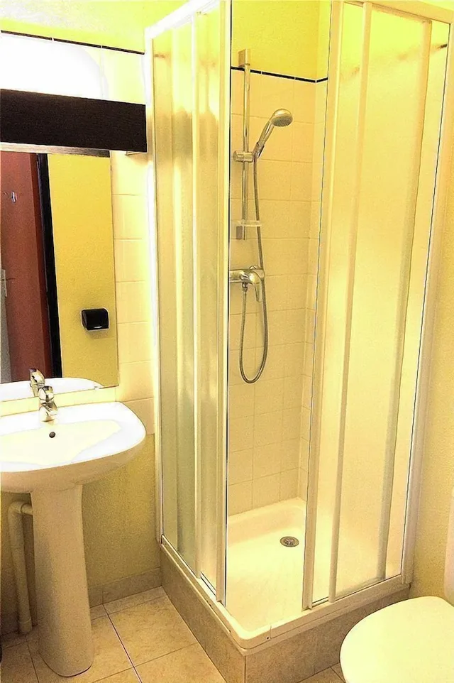 غرفة كومفورت بسرير مزدوج، Hotel Elysee 3/3