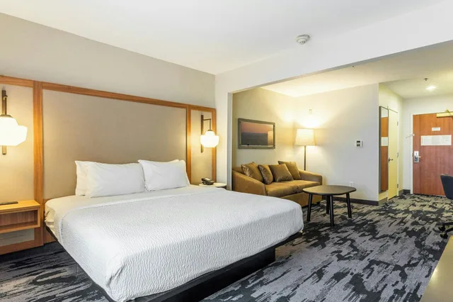 غرفة بسرير مزدوج لذوي الإعاقة، Fairfield Inn Suites Rancho Cordova 1/3