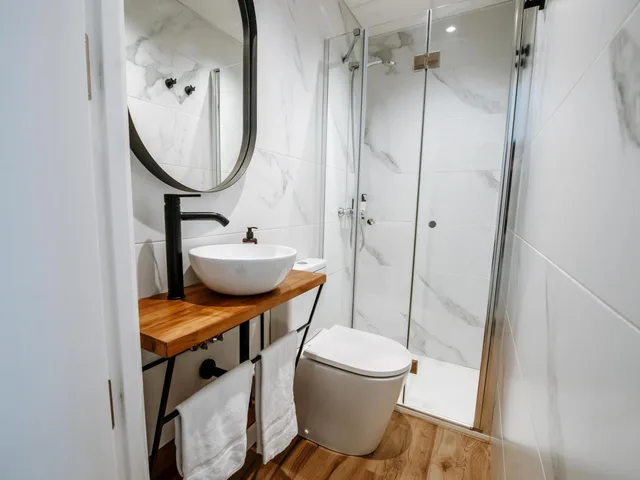 غرفة بسرير مزدوج بشرفة، Sweet Lloret Suites 2/2