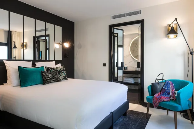 غرفة تنفيذية بسرير كوين بشرفة، Laz Hotel Spa Urbain 1/1