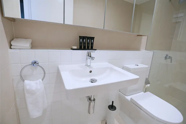 شقة بسريرين كوين بغرفتي نوم، Alex Perry Hotel And Apartments 5/6