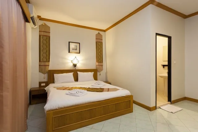 Budget, Double Bed, No Balcony, Ground Floor، The Little Moon Residence 2/3