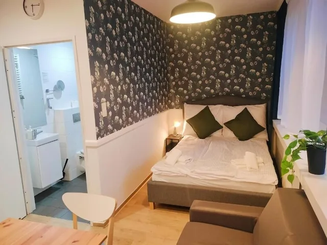 Room, Single, Great Polonia Krakow City Center SELF CHECK-IN 4/4