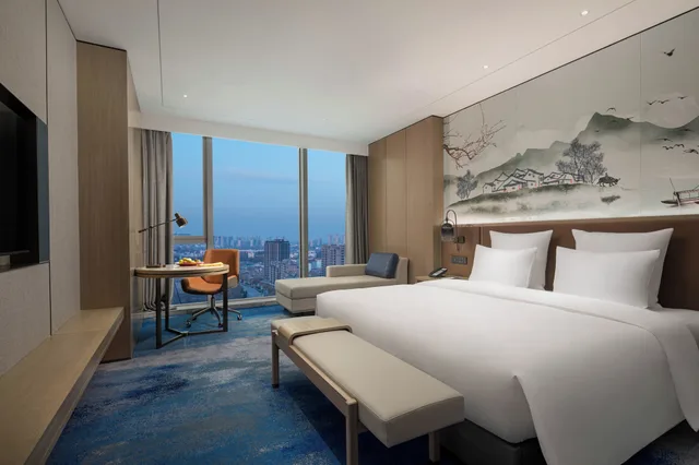غرفة بريميوم بسرير كينج، Pullman Huai'an Falcon 3/7