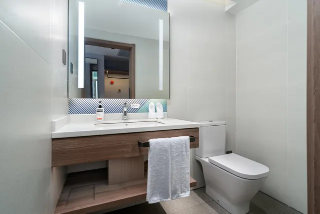 جناح بسرير كوين، Holiday Inn Express XIAMEN LUSHAN 8/10