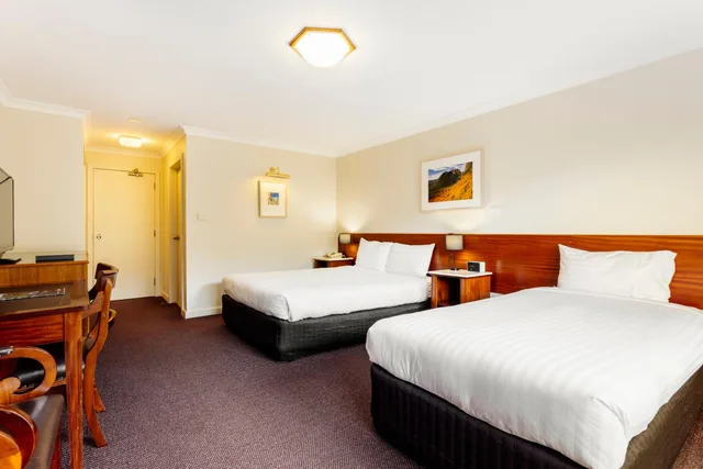 غرفة قياسية بسرير كوين، Cradle Mountain Hotel 1/2