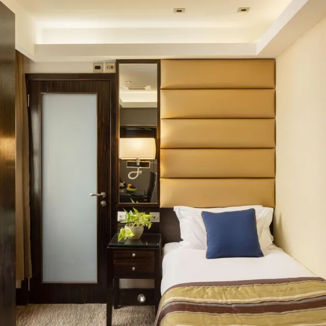 غرفة مفردة، Park Grand Mayfair 4/6