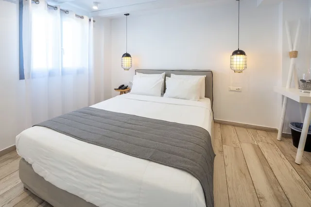 White, Suite, 2 King Beds، Smy Mediterranean White Santorini - Adults Only 1/8