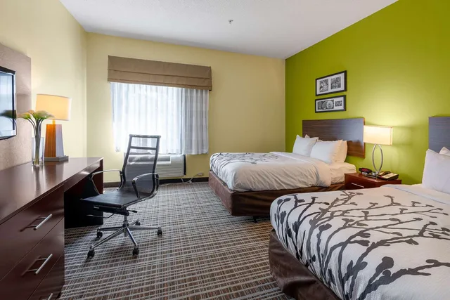 غرفة بسريرين كوين، Sleep Inn & Suites Harbour Pointe VA 1/1