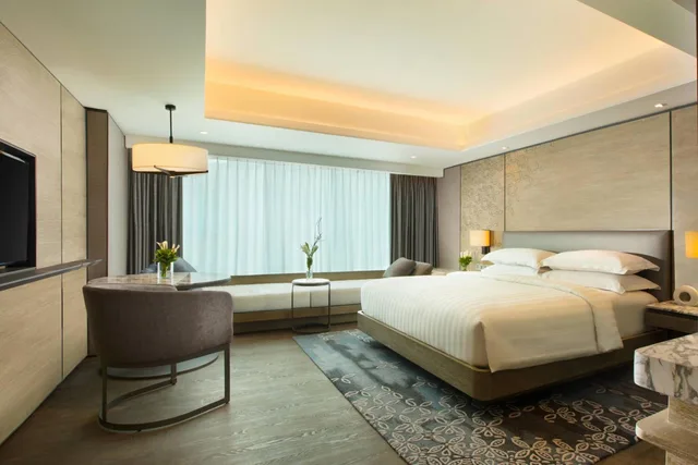 Guest Room, King Bed, City View, YOGYAKARTA MARRIOTT HOTEL 1/9