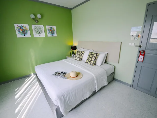غرفة قياسية بسرير كوين بإطلالة على المدينة، Thipurai City Hotel 2/3