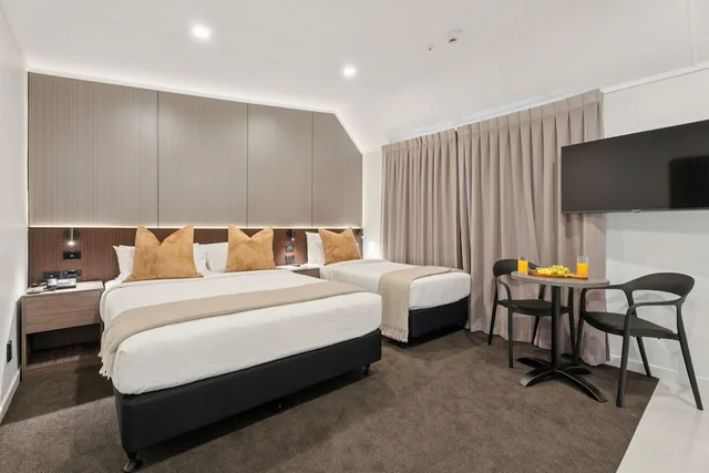 غرفة فاخرة بسرير كوين وسرير فردي، Sai Motels - Greenlane Auckland 2/2