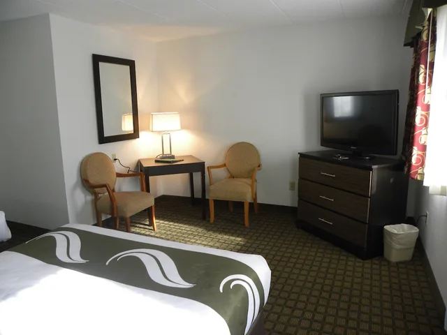 غرفة بسريرين مزدوجين لذوي الإعاقة، Quality Inn Mount Vernon 4/5