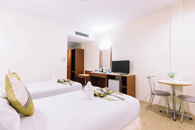 غرفة سوبيريور بسرير مزدوج أو سريرين منفصلين، Chumphon Gardens Hotel 7/10
