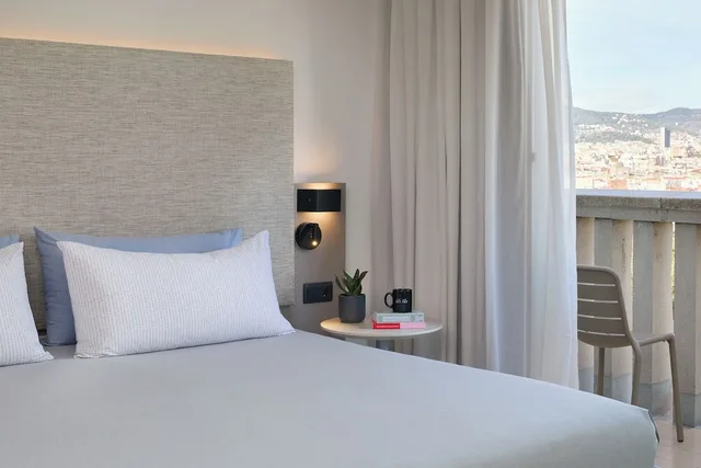 استوديو متصل بأربعة أسرّة بشرفة، Innside by Melia Barcelona Apolo 8/8