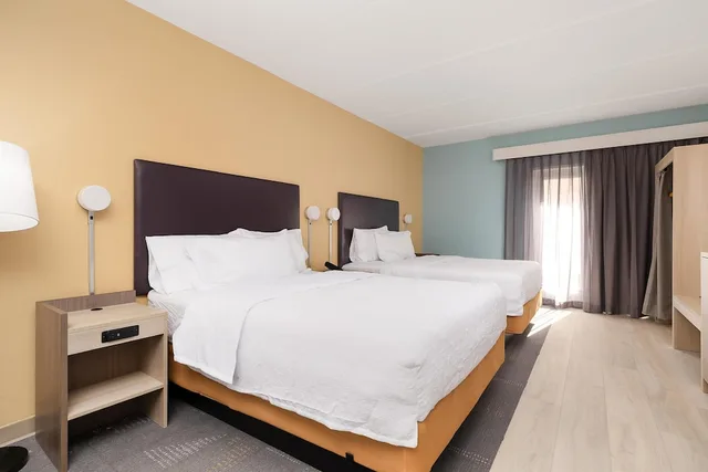 استوديو بسريرين كوين لذوي الإعاقة، Home2 Suites by Hilton South Padre Island 1/5