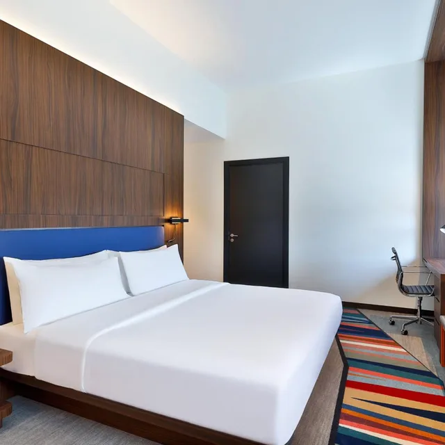 Aloft, Suite, King Bed، Aloft Dubai Airport 2/5