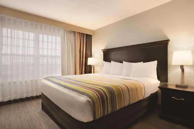 استوديو بسرير كينج مع أريكة، Country Inn & Suites By Radisson, Bowling Green, KY 2/9