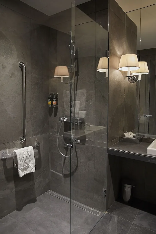 غرفة ديلوكس بسرير كوين، HOTEL DU DANUBE SAINT GERMAIN 2/4