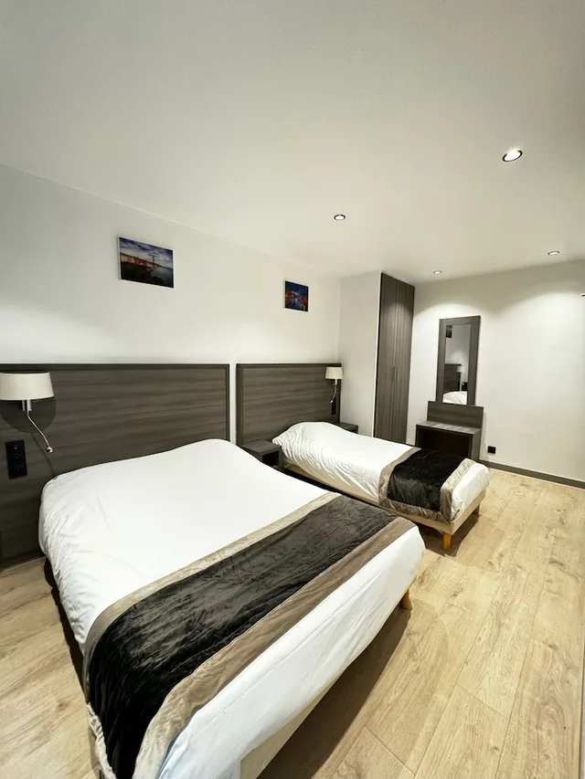 غرفة ثلاثية بسرير فردي، Hotel Residence Chatillon 4/8