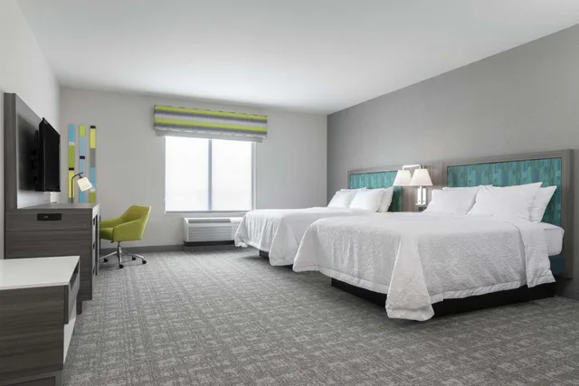 غرفة بسريرين كوين بحوض استحمام لذوي الإعاقة، Hampton Inn O'fallon Il 1/1