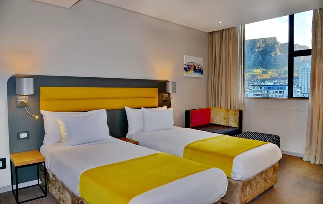 غرفة سوبيريور بسرير مزدوج أو سريرين منفصلين، Cresta Grande Cape Town 1/8