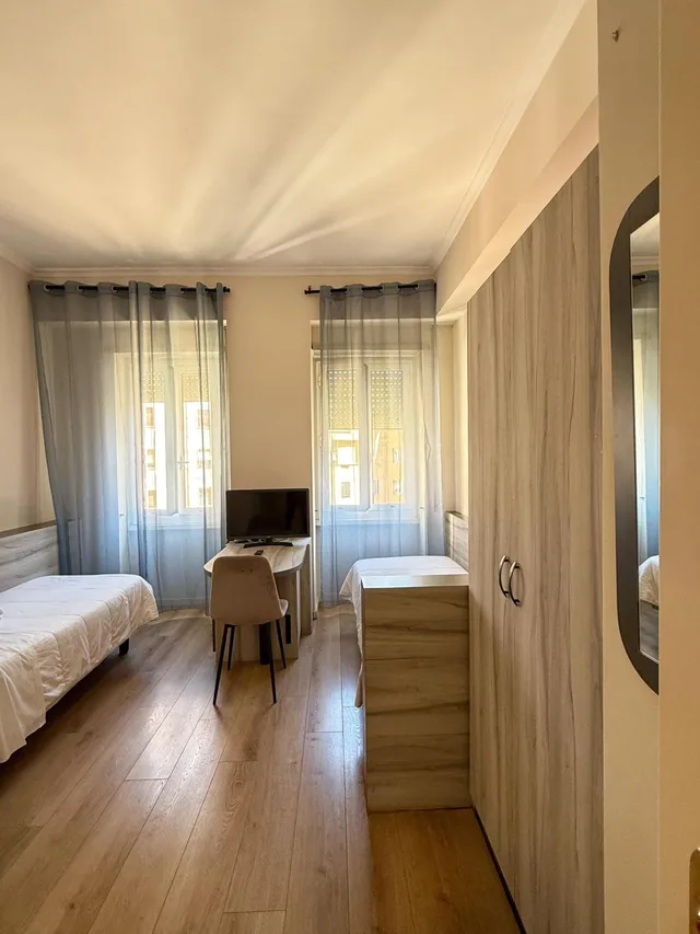 غرفة مفردة، Hotel Laura 18/24