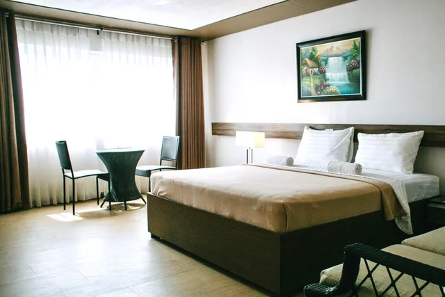 Suite, Single, Leope Hotel 2/2