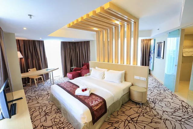 جناح بريميير، Eco Tree Hotel 1/7