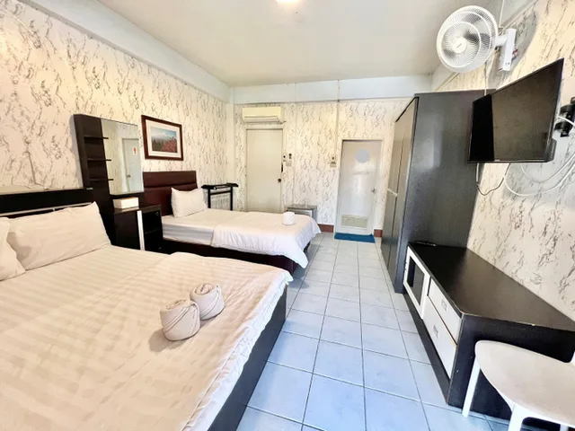 غرفة ثلاثية، Jamjuree Place 4/4