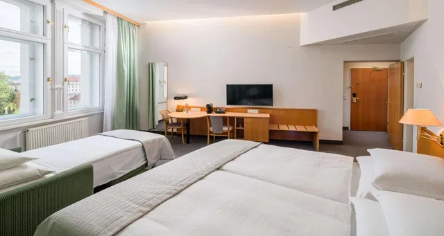 غرفة سوبيريور بسرير مزدوج مع أريكة، Best Western Hotel Moran 6/9